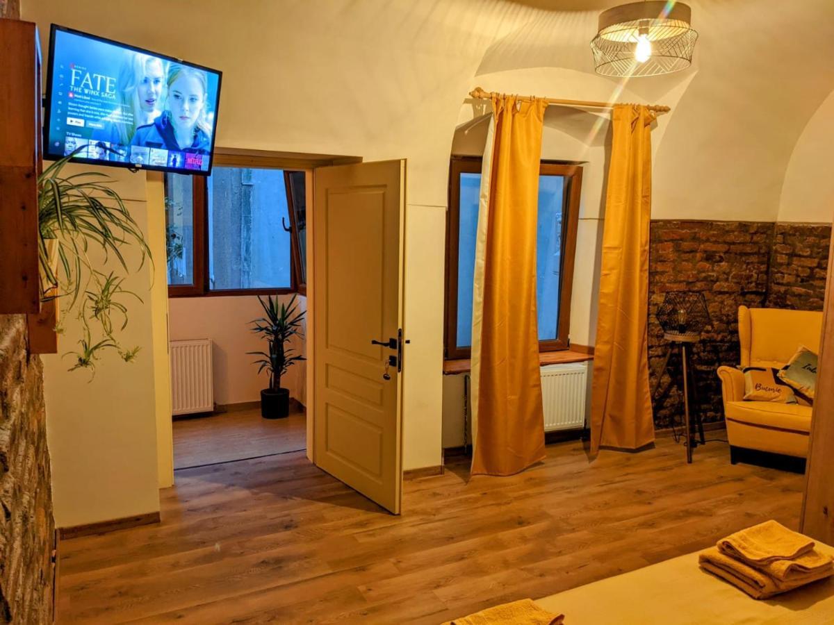 The Industrique Home - 3 Bedroom Apartment Timişoara Exteriör bild